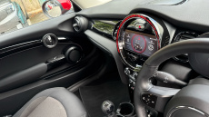 MINI Hatchback 1.5 Cooper Classic 3dr Petrol Hatchback